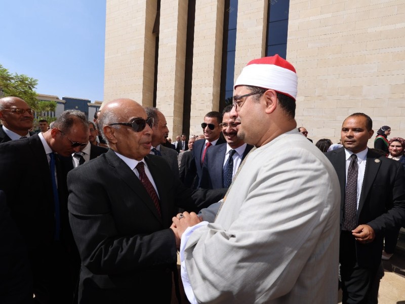 أعضاء النيابة الإدارية الجدد يُؤدون اليمين القانونية أمام وزير العدل ورئيس&nbsp;الهيئة