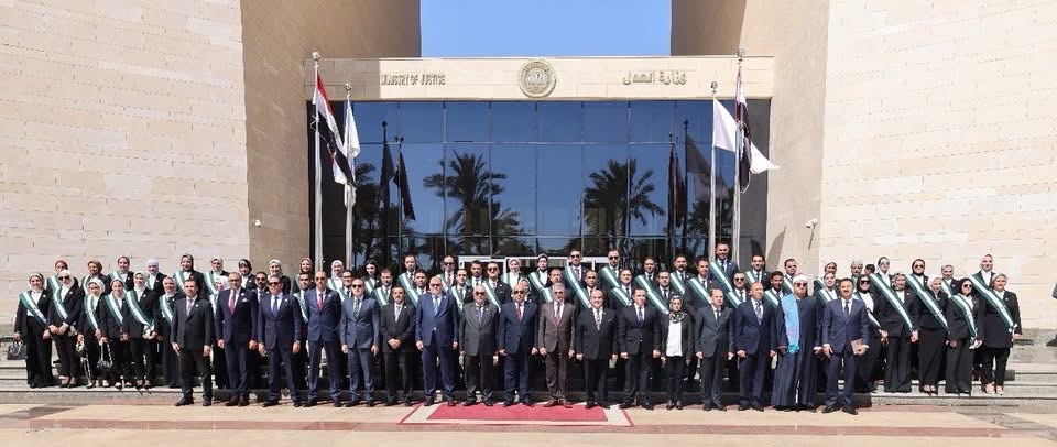 بصوت يلامس الأرواح .. الشيخ محمود الشحات أنور يفتتح مراسم حفل أعضاء قضايا الدولة الجدد